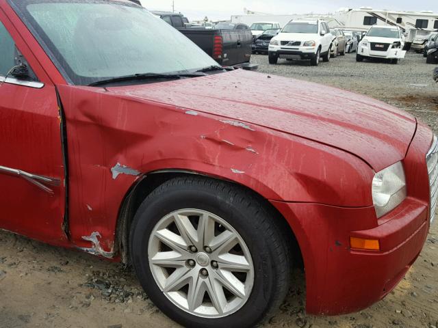 2C3LA43R88H151675 - 2008 CHRYSLER 300 LX RED photo 9