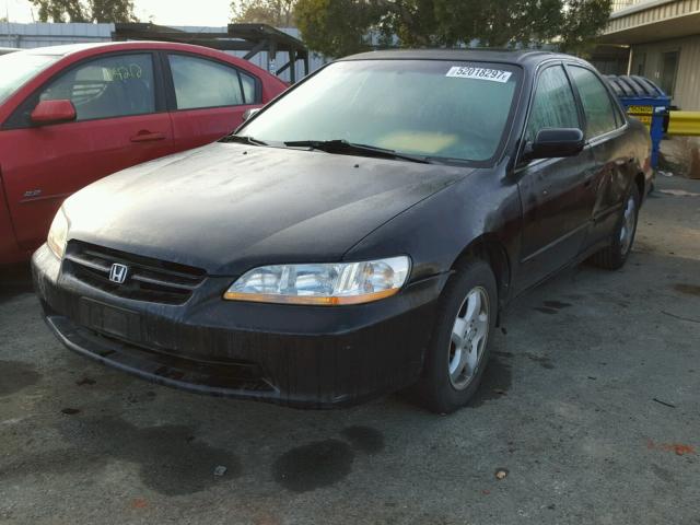 1HGCG1657WA001619 - 1998 HONDA ACCORD EX BLACK photo 2