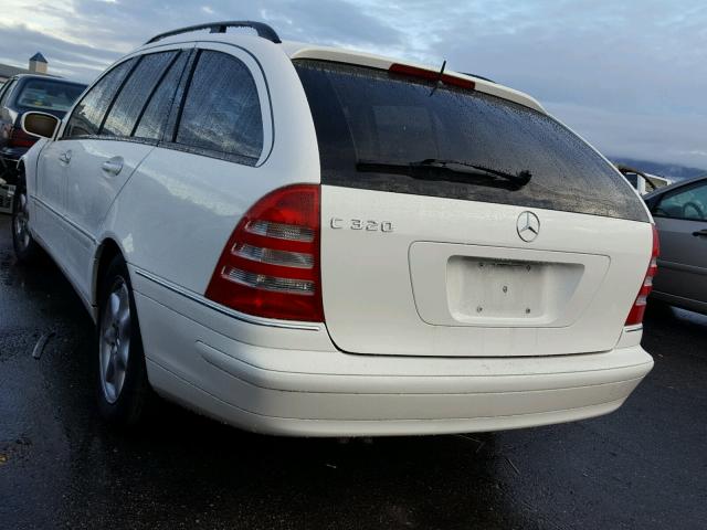 WDBRH64JX3F297994 - 2003 MERCEDES-BENZ C 320 WHITE photo 3