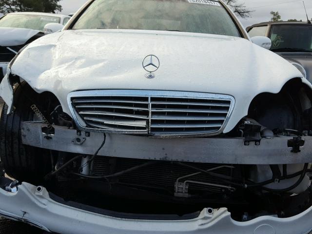 WDBRH64JX3F297994 - 2003 MERCEDES-BENZ C 320 WHITE photo 9