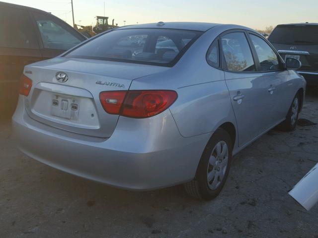 KMHDU46D48U524517 - 2008 HYUNDAI ELANTRA GL SILVER photo 4