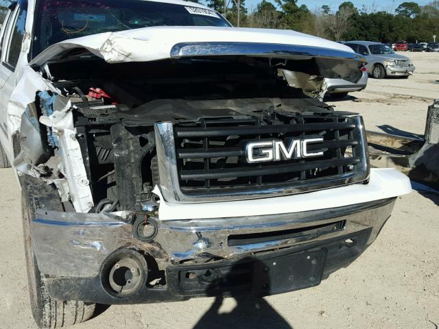 2GTEC290391127595 - 2009 GMC SIERRA C15 WHITE photo 9