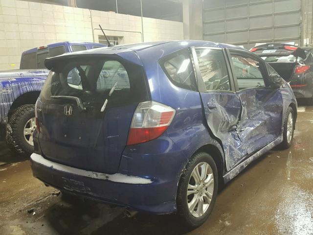 JHMGE8G48AS018659 - 2010 HONDA FIT SPORT BLUE photo 4