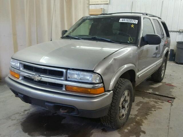 1GNDT13X13K180953 - 2003 CHEVROLET BLAZER TAN photo 2