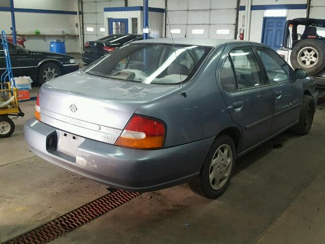 1N4DL01D2XC158560 - 1999 NISSAN ALTIMA XE BLUE photo 4