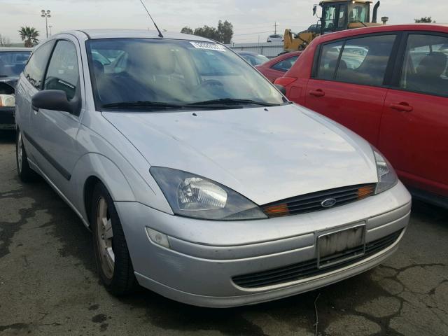 3FAFP31Z24R126375 - 2004 FORD FOCUS ZX3 SILVER photo 1