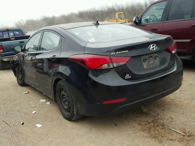 5NPDH4AE4GH763020 - 2016 HYUNDAI ELANTRA SE BLACK photo 3