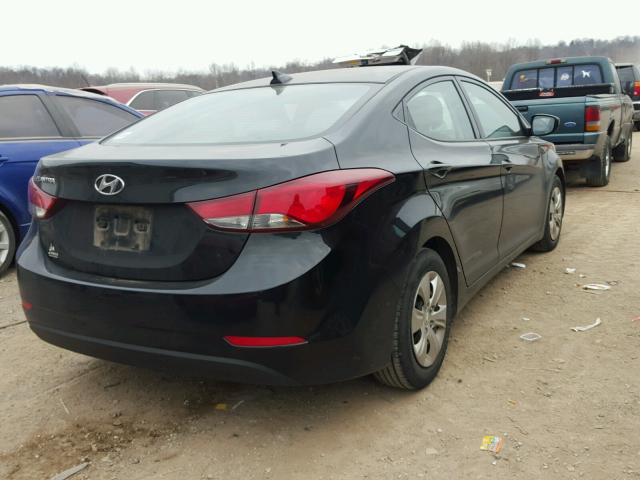 5NPDH4AE4GH763020 - 2016 HYUNDAI ELANTRA SE BLACK photo 4