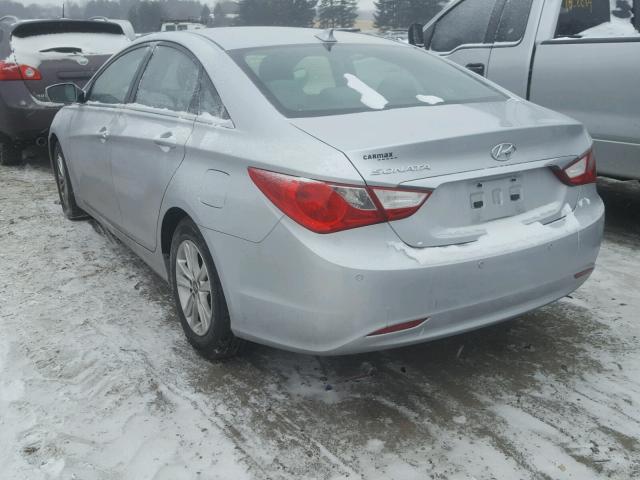 5NPEB4AC3DH614324 - 2013 HYUNDAI SONATA GLS SILVER photo 3