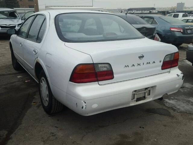 JN1CA21D0ST628135 - 1995 NISSAN MAXIMA GLE WHITE photo 3