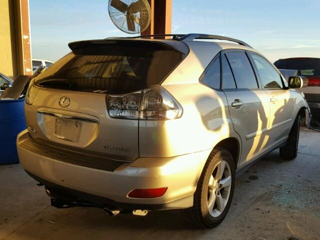 JTJGA31U540028913 - 2004 LEXUS RX 330 SILVER photo 4