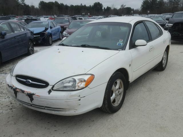 1FAFP55242A212870 - 2002 FORD TAURUS SES WHITE photo 2