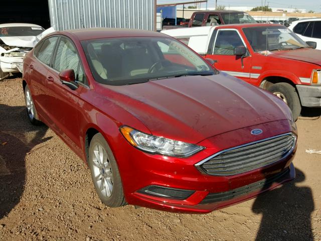 3FA6P0HD8HR338891 - 2017 FORD FUSION SE RED photo 1