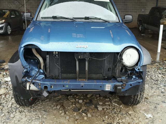 1J4GL48K15W511525 - 2005 JEEP LIBERTY SP BLUE photo 9