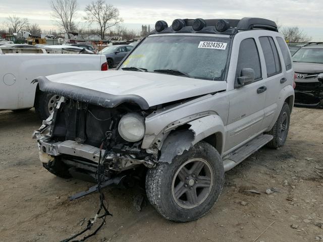 1J4GL38K63W660522 - 2003 JEEP LIBERTY RE SILVER photo 2