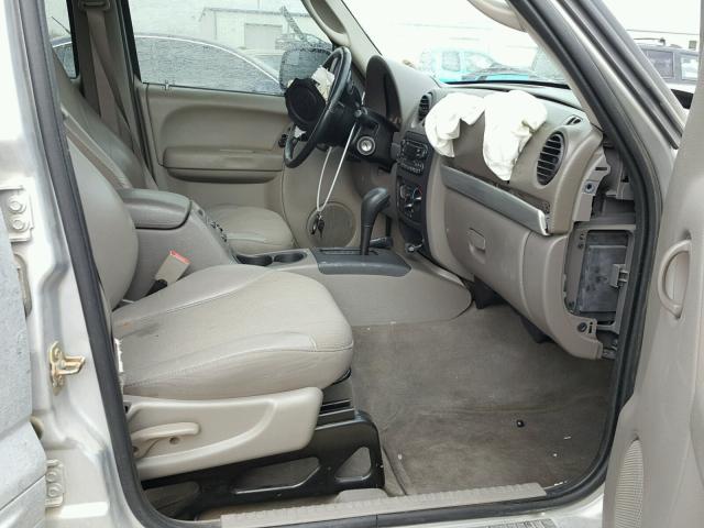 1J4GL38K63W660522 - 2003 JEEP LIBERTY RE SILVER photo 5