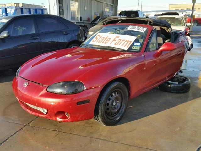 JM1NB353110207647 - 2001 MAZDA MX-5 MIATA RED photo 2