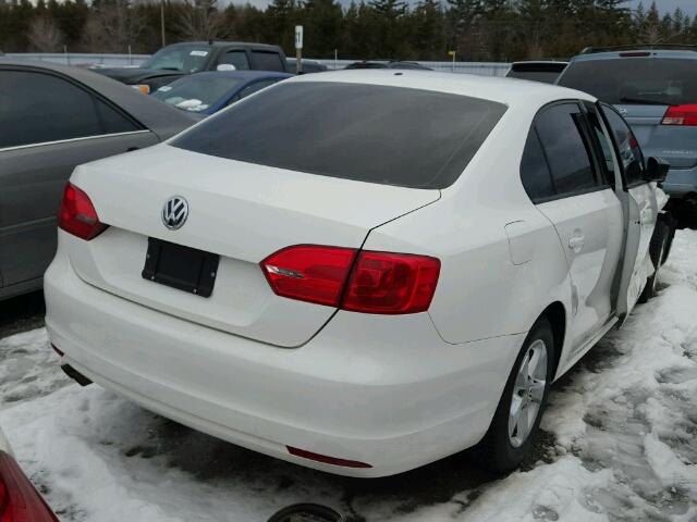 3VW1K7AJ3CM411356 - 2012 VOLKSWAGEN JETTA BASE 白色 照片 4