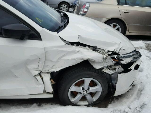 3VW1K7AJ3CM411356 - 2012 VOLKSWAGEN JETTA BASE 白色 照片 9