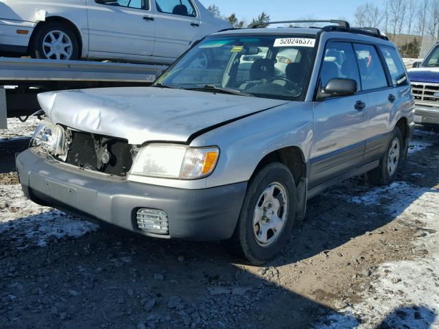 JF1SF63532H738340 - 2002 SUBARU FORESTER L SILVER photo 2