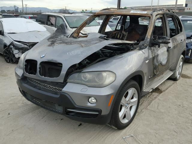 5UXFE43558L020425 - 2008 BMW X5 3.0I GRAY photo 2