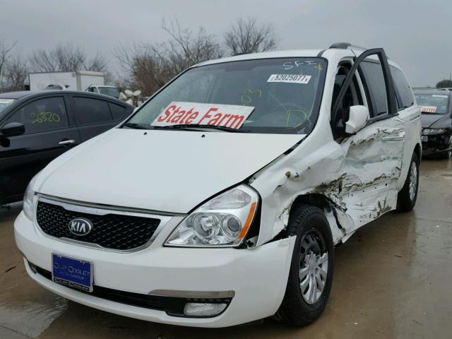 KNDMG4C75E6537920 - 2014 KIA SEDONA LX WHITE photo 2