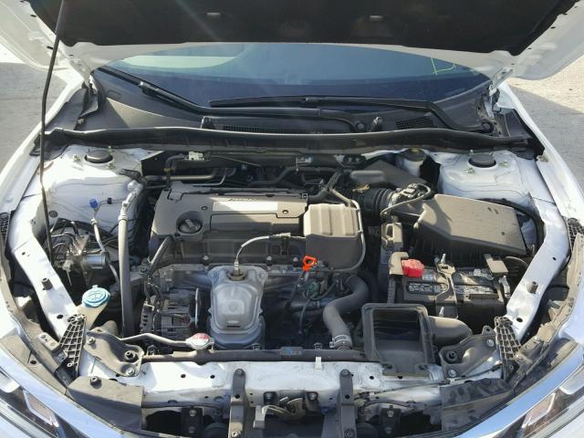 1HGCR2F39GA028739 - 2016 HONDA ACCORD LX WHITE photo 7