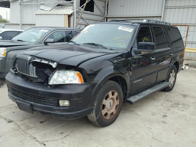 5LMFU27576LJ20437 - 2006 LINCOLN NAVIGATOR BLACK photo 2