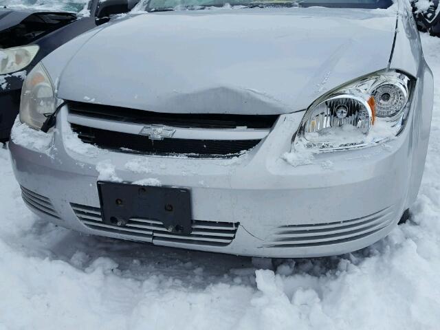 1G1AJ15F467649765 - 2006 CHEVROLET COBALT LS SILVER photo 9