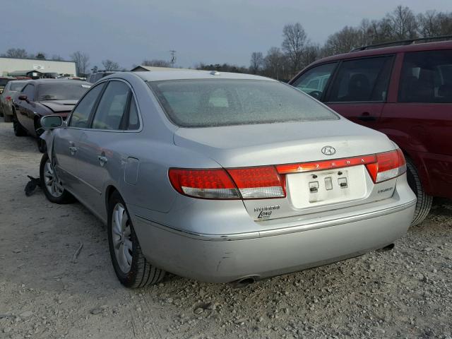 KMHFC46F56A058866 - 2006 HYUNDAI AZERA SE SILVER photo 3