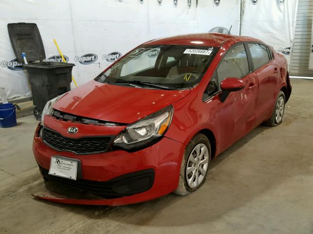 KNADM4A36E6387662 - 2014 KIA RIO LX RED photo 2