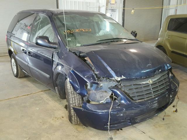 1C4GP45R45B285127 - 2005 CHRYSLER TOWN & COU BLUE photo 1