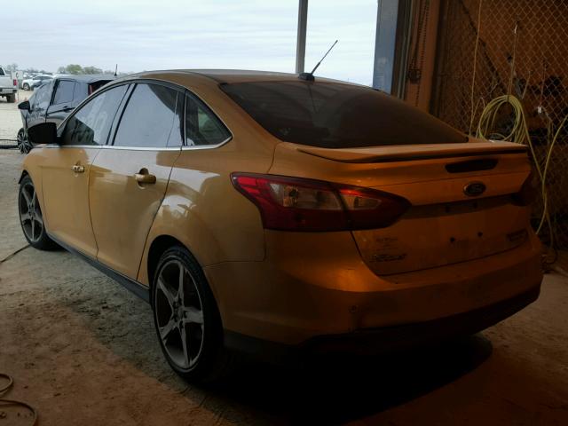 1FAHP3J24CL370912 - 2012 FORD FOCUS TITA YELLOW photo 3