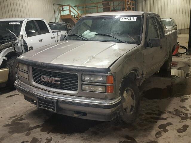 2GTEK19R3W1519323 - 1998 GMC SIERRA K15 GRAY photo 2