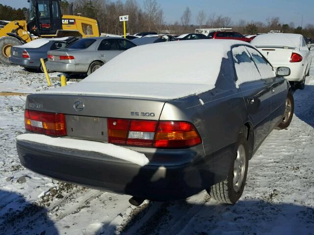 JT8BF28G2X0186489 - 1999 LEXUS ES 300 BEIGE photo 4