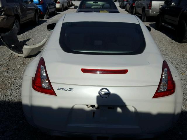 JN1AZ4EH6AM503903 - 2010 NISSAN 370Z WHITE photo 6