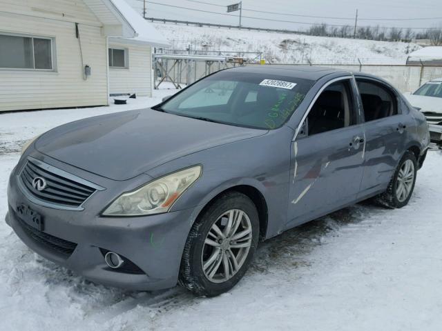 JN1CV6AR2AM450017 - 2010 INFINITI G37 GRAY photo 2