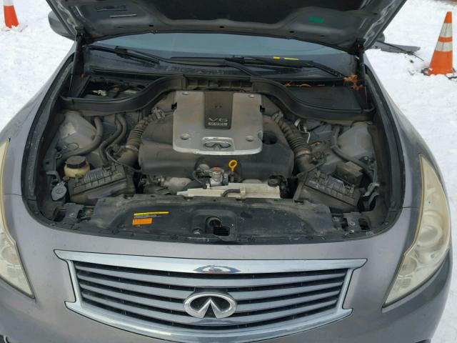 JN1CV6AR2AM450017 - 2010 INFINITI G37 GRAY photo 7