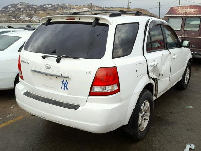 KNDJC733655450837 - 2005 KIA SORENTO EX WHITE photo 4