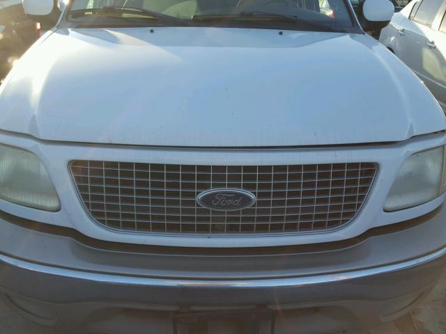 1FMRU17W91LA56638 - 2001 FORD EXPEDITION WHITE photo 9