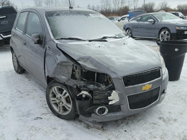 KL1TG66EX9B649358 - 2009 CHEVROLET AVEO LT GRAY photo 1