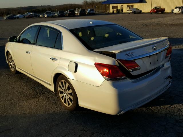 4T1BK3DB2CU473858 - 2012 TOYOTA AVALON BAS WHITE photo 3