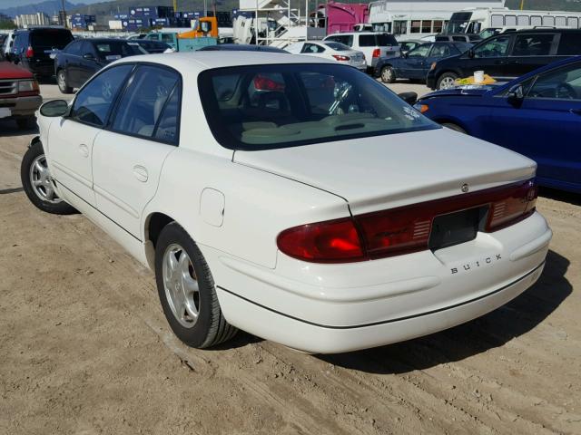 2G4WB55K521160132 - 2002 BUICK REGAL LS WHITE photo 3