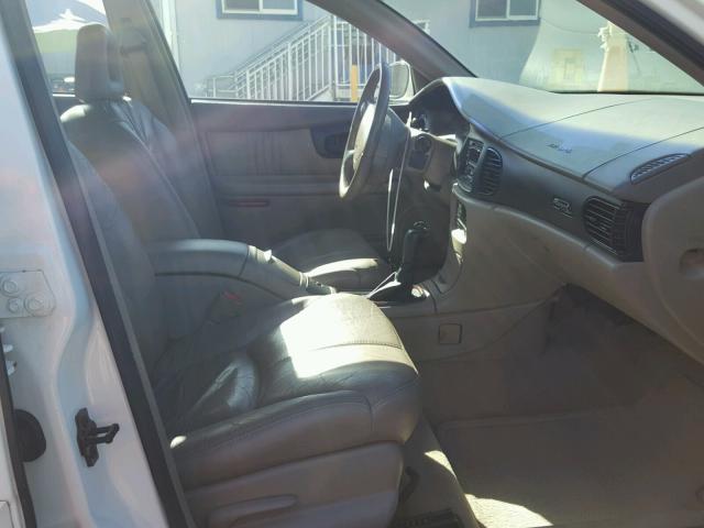 2G4WB55K521160132 - 2002 BUICK REGAL LS WHITE photo 5