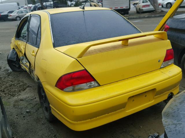 JA3AJ86E02U005681 - 2002 MITSUBISHI LANCER OZ YELLOW photo 3