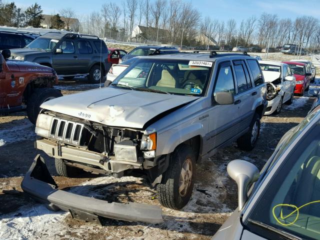 1J4GZ58S5SC611872 - 1995 JEEP GRAND CHER SILVER photo 2