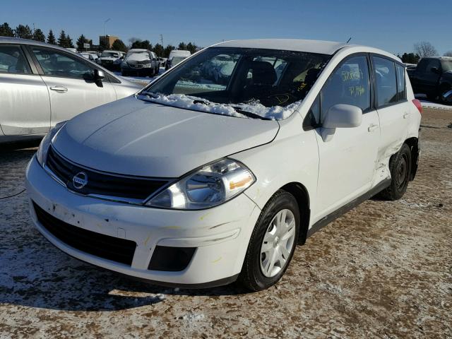 3N1BC1CP3BL508695 - 2011 NISSAN VERSA S WHITE photo 2