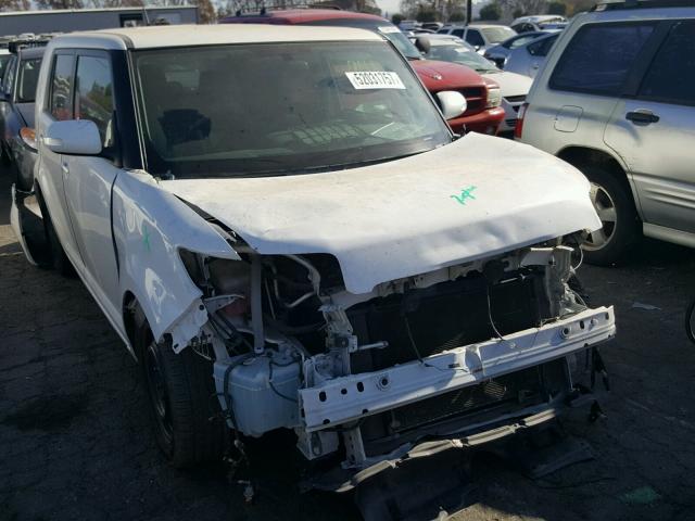 JTLZE4FE4C1145712 - 2012 TOYOTA SCION XB WHITE photo 1