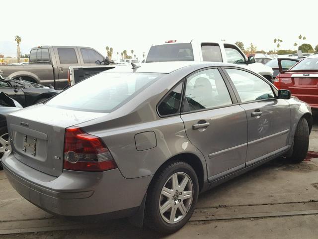 YV1MS382942007097 - 2004 VOLVO S40 2.4I GRAY photo 4