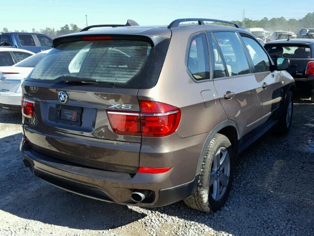 5UXZV4C58BL407720 - 2011 BMW X5 XDRIVE3 BROWN photo 4